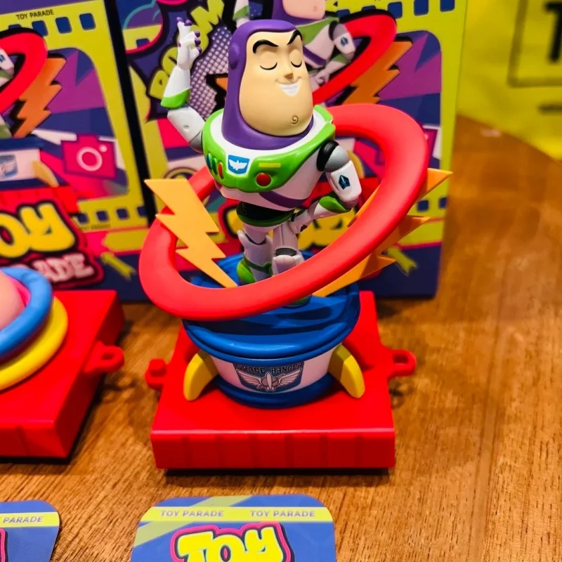 Фото 52Toys В наличии: Коллекционная фигурка Базза Лайтера из серии Disney Toy Story Parade Float, декор для рабочего стола, праздничный подарок №4