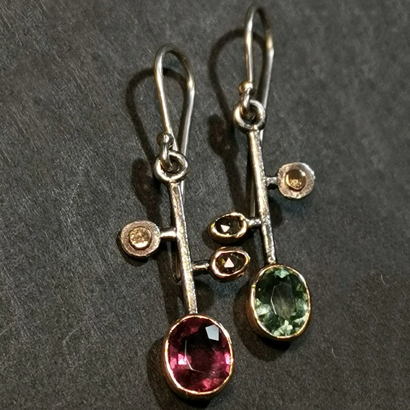 

Crystal zircon earrings long asymmetric natural retro style earrings new