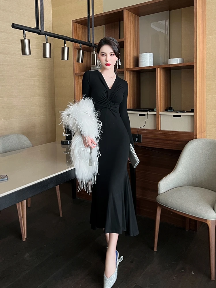 Deep V-neck Waist Hugging Dress New Inner wear Knitted Black Slim fit Sheath Frill Fishtail over the Knee Long dress