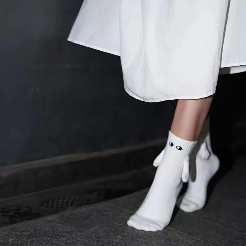 

Soft Socks Magnetic Suction Couple Socks Funny Eyes Cute Dolls Holding Hands Unique Unisex Gifts for Women Men Hands-holding