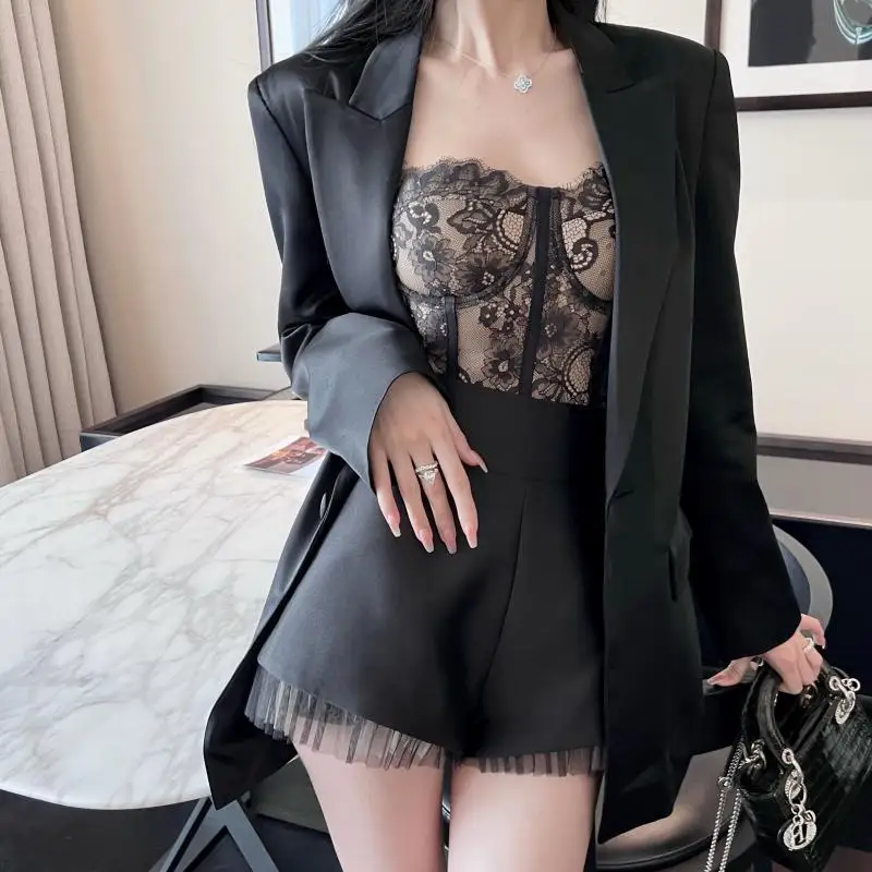 Женский костюм свободного покроя розовый модный с подвеской весна-осень 2023