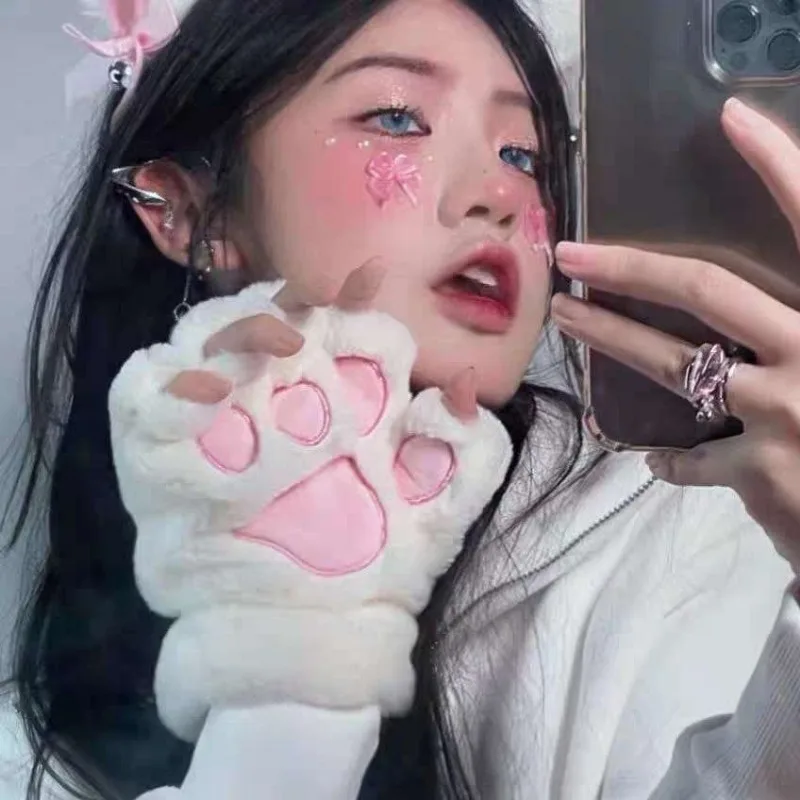 Рисунок 3 - Симпатичные пушистые перчатки без