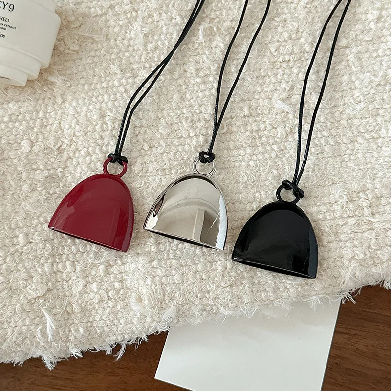 Женское длинное ожерелье с металлической цепочкой