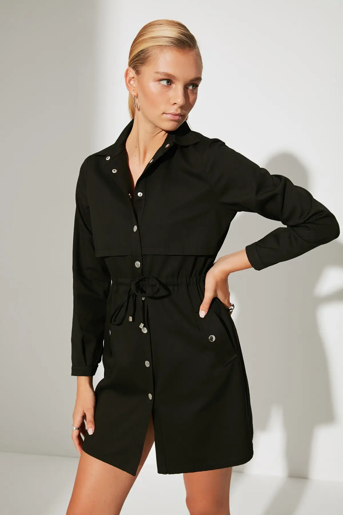 

Trendyol Shirt Dress TWOAW22EL1350