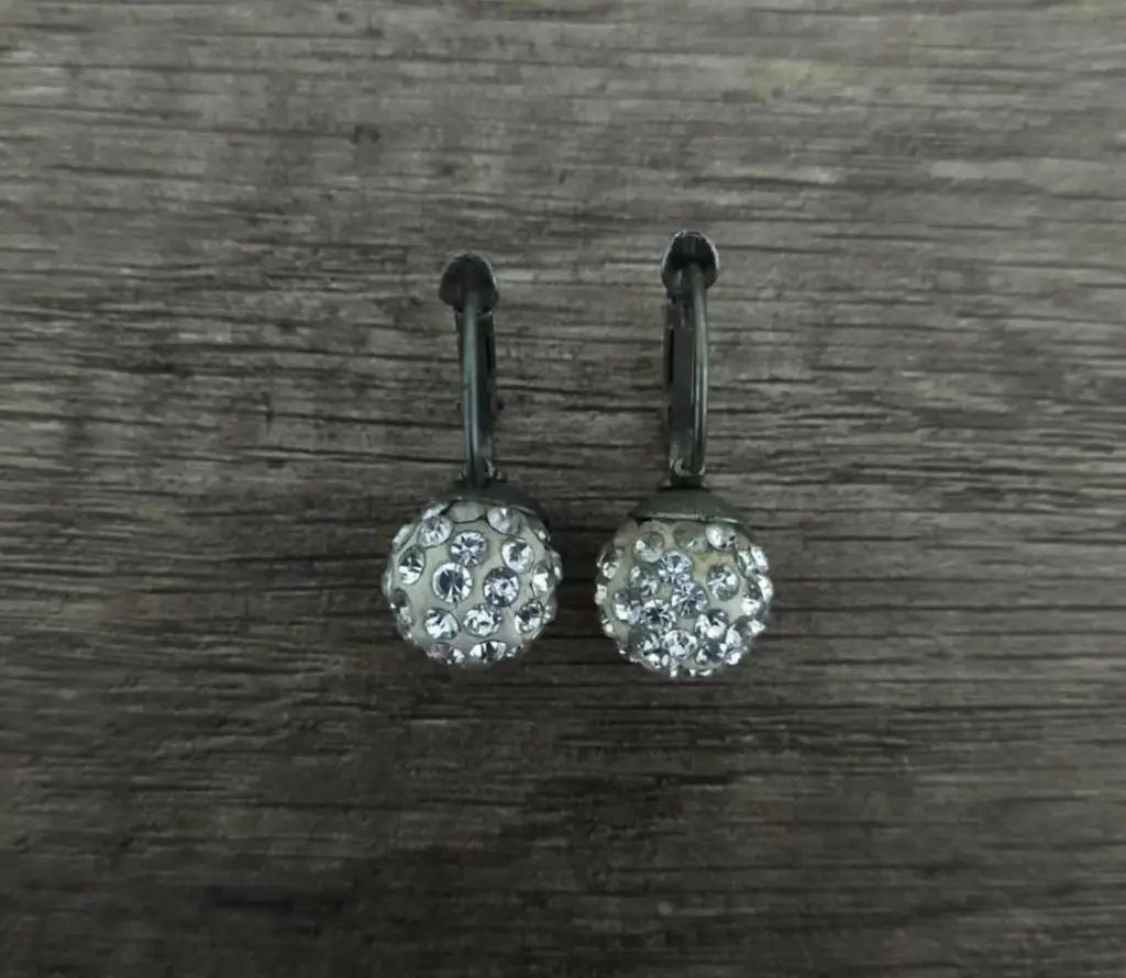 Hdmarket white dangling earrings with Swarovski stone | Customized Earrings