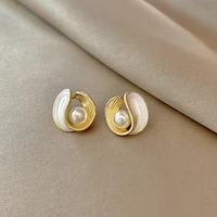 simple elegant small pearl earrings for woman 2022 new fashion jewelry party ladies unusual dangle earrings accessories