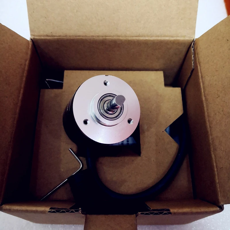 E6B2CWZ6C Поворотный энкодер E6B2-CWZ6C 10 20 30 40 60 100 200 300 360 400 500 600 1000 1024 1800 2000 2500P/R 5-24V E6B2