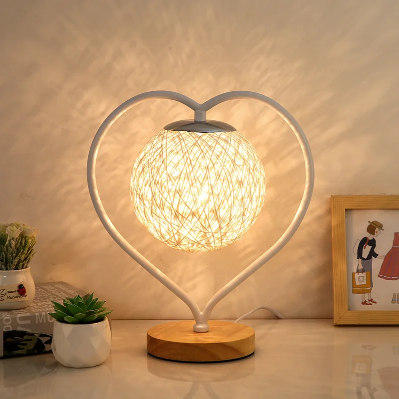 

Wedding table lamp bedroom ins girl heart-shaped simple Nordic creative romantic net red gift bedside Decorative Night Lamp
