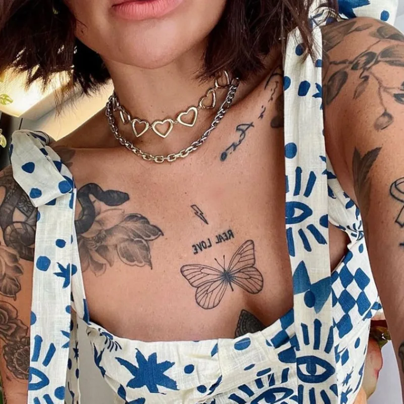 

Necklaces for Women 2022 Sexy Accessories Jewelry Trend Sweet Cool Peach Heart Personality Hollow out Love Double Layer Necklace