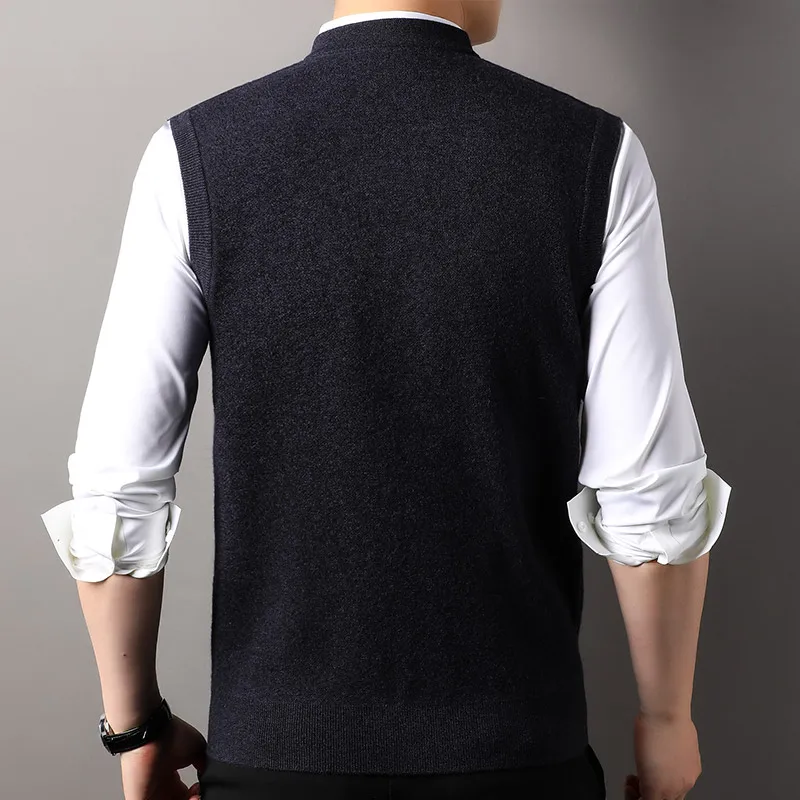 Свитер кардиган однотонный с v-образным вырезом мужской осенне-зимний свитер