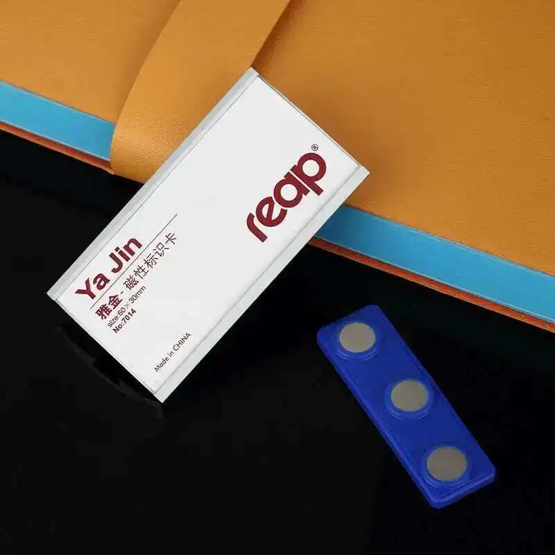 

Многоразовый алюминиевый бейдж с именем Loripos