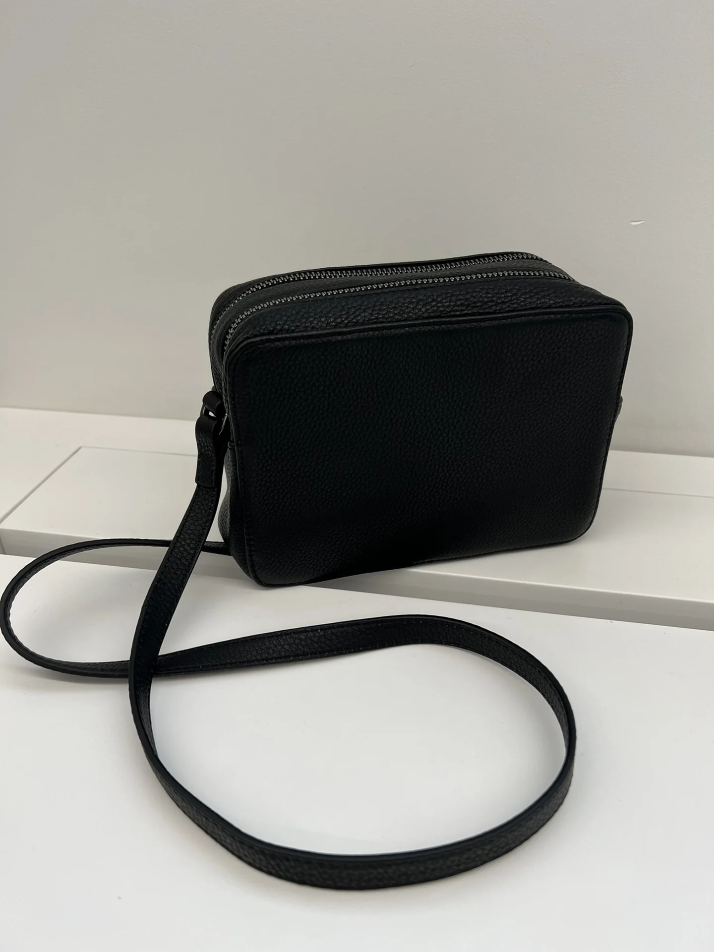2022 New Women Messenger Bag Black Zipper Shoulder Bag Camera Bag Small Square Bag