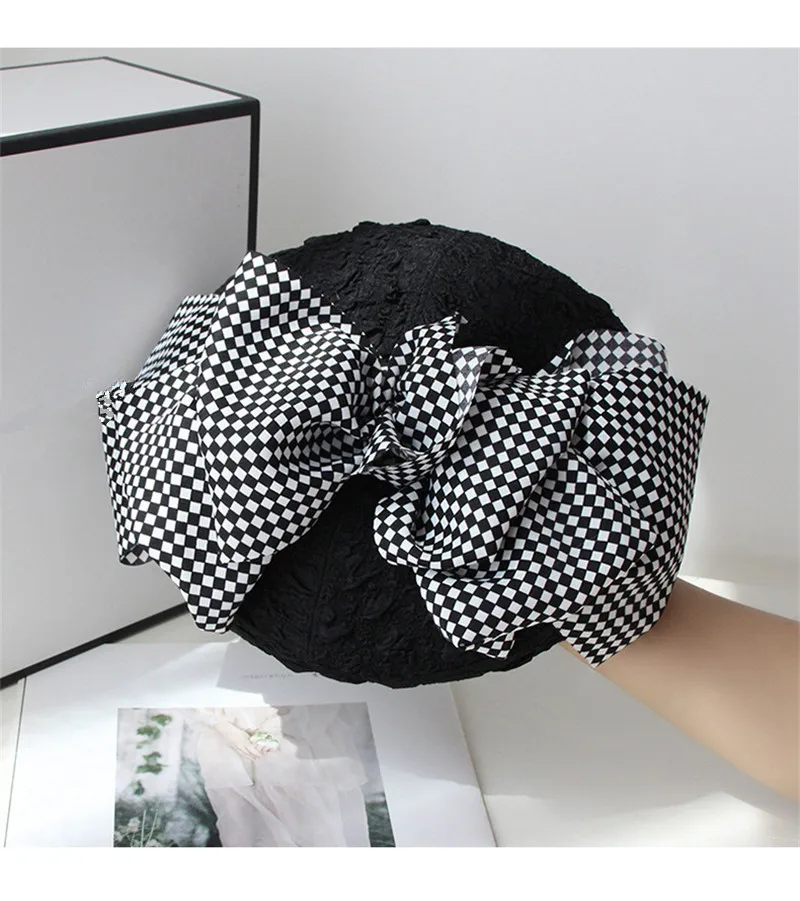 

202208-shi dropshipping Independent design Checkerboard Overlap big bowknot fashion lady beret hat women Leisure painter hat
