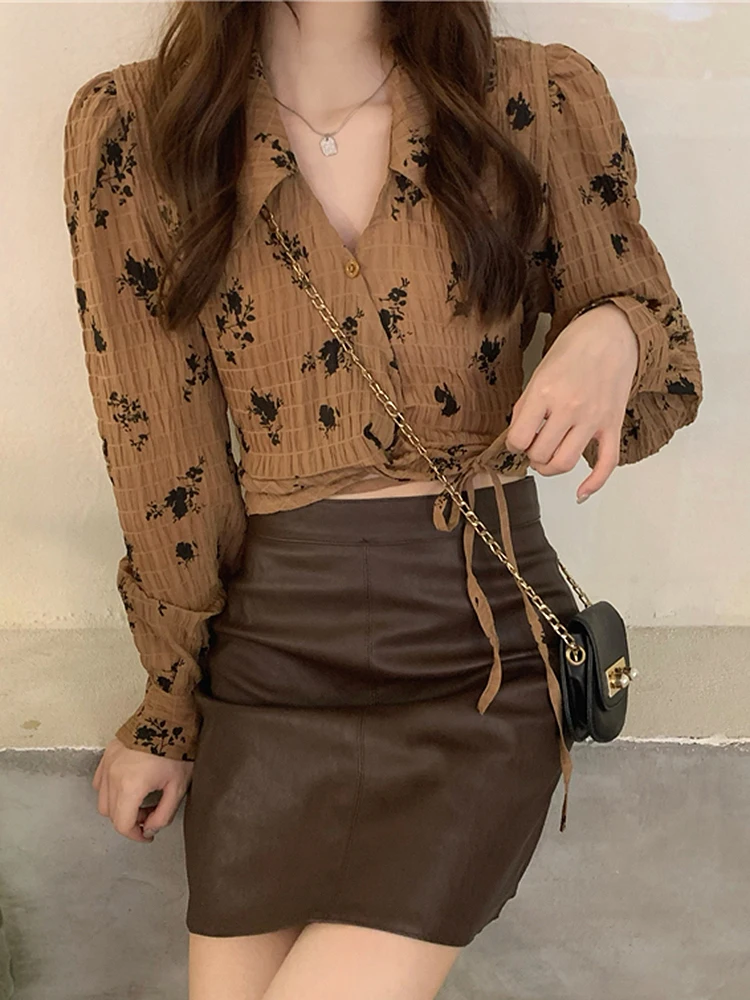 

GGRIGHT Summer Clothes For Women Collared V Neck Vintage Printed Blouse Shirt Top Chemise Femme Long Sleeve Lace Up Blouses