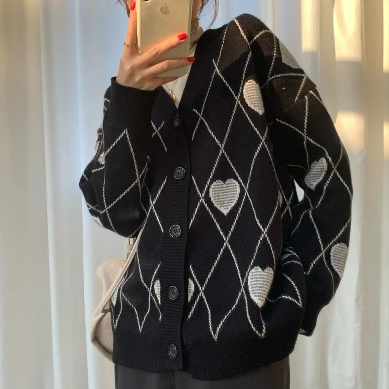 

90s Kawaii Oversized Cardigan Plaid Heart Print Sweaters Women Winter Korean Long Sleeve V-Neck Loose Vintage Knitwear Tops Coat