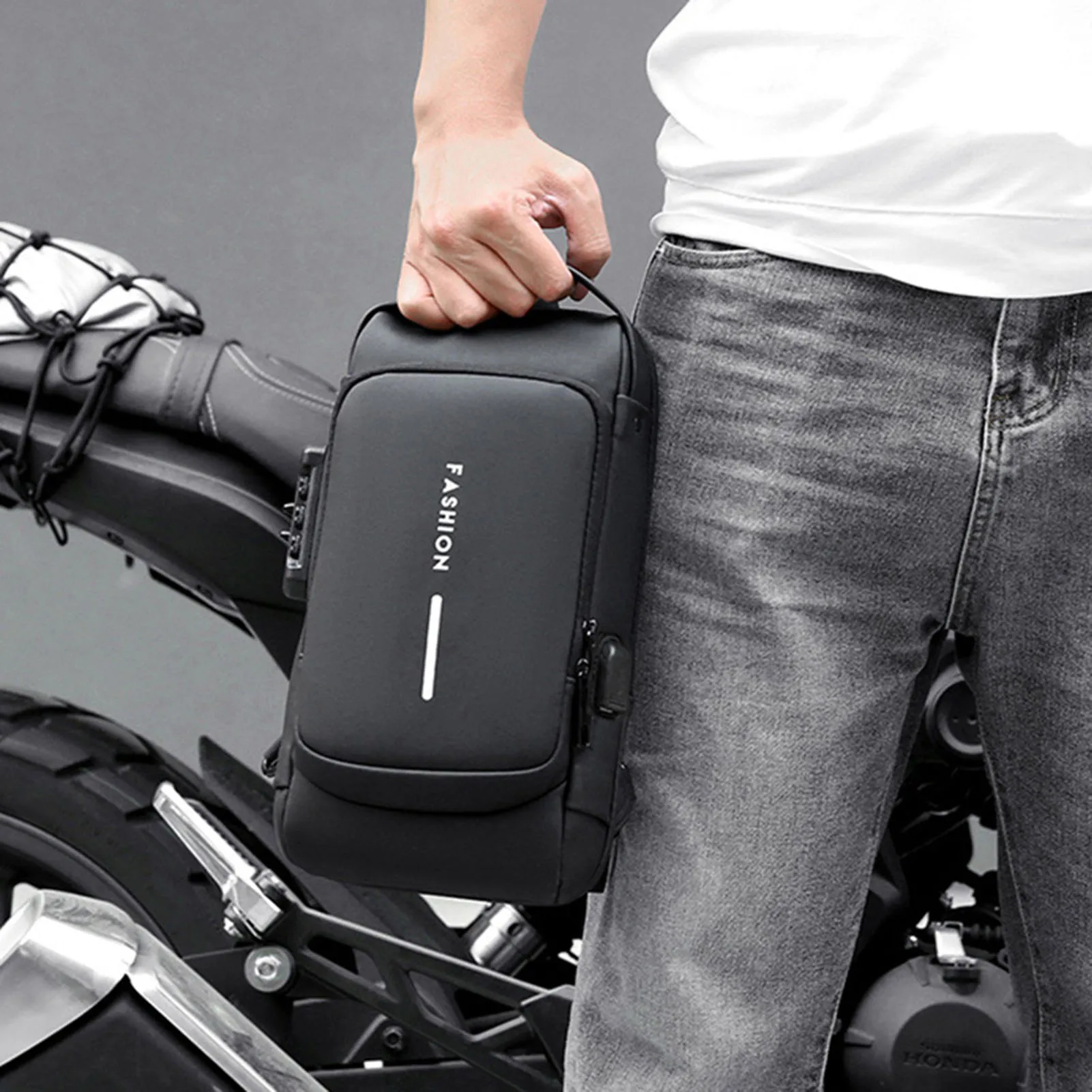 Men's Multifunction Anti-theft Shoulder Bag USB Charging Sport Sling Bag Male Chest Bag With Password Lock Fitness Gym Bags