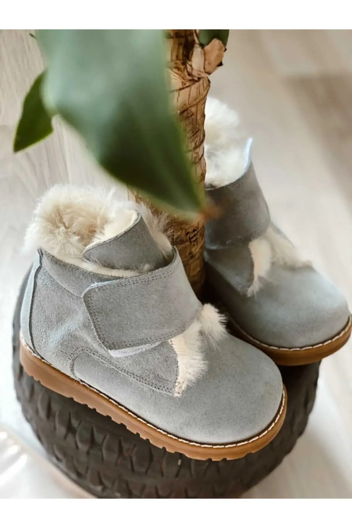 

Kid'S Boots Gray Suede Furry Boots