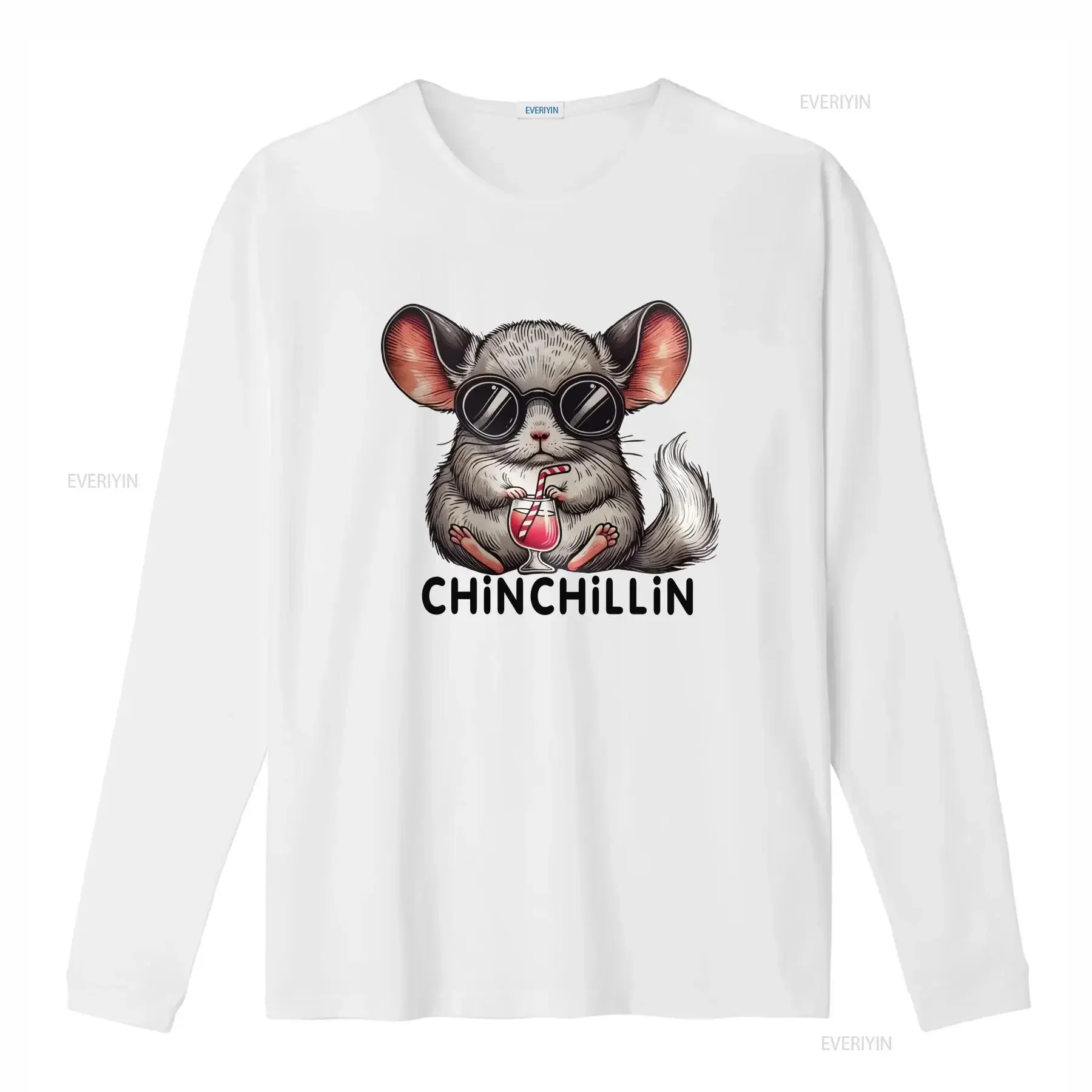 Фото Футболка Chinchillin Chinchilla с изображением милой шиншиллы в солнцезащитных очках, с напитком, для любителей животных, с длинными или короткими рукавами №2