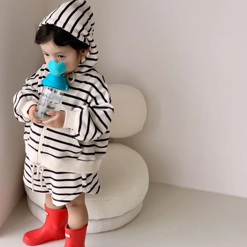 

4782D Children Clothing Set 2023 Spring Summer New Baby Striped Hooded Shorts Suit Girl's Two Piece Suit Hooded Top+Short