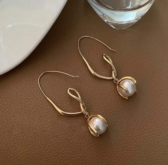 Серьги из жемчуга АА уникального дизайна белые круглые серебряные ювелирные