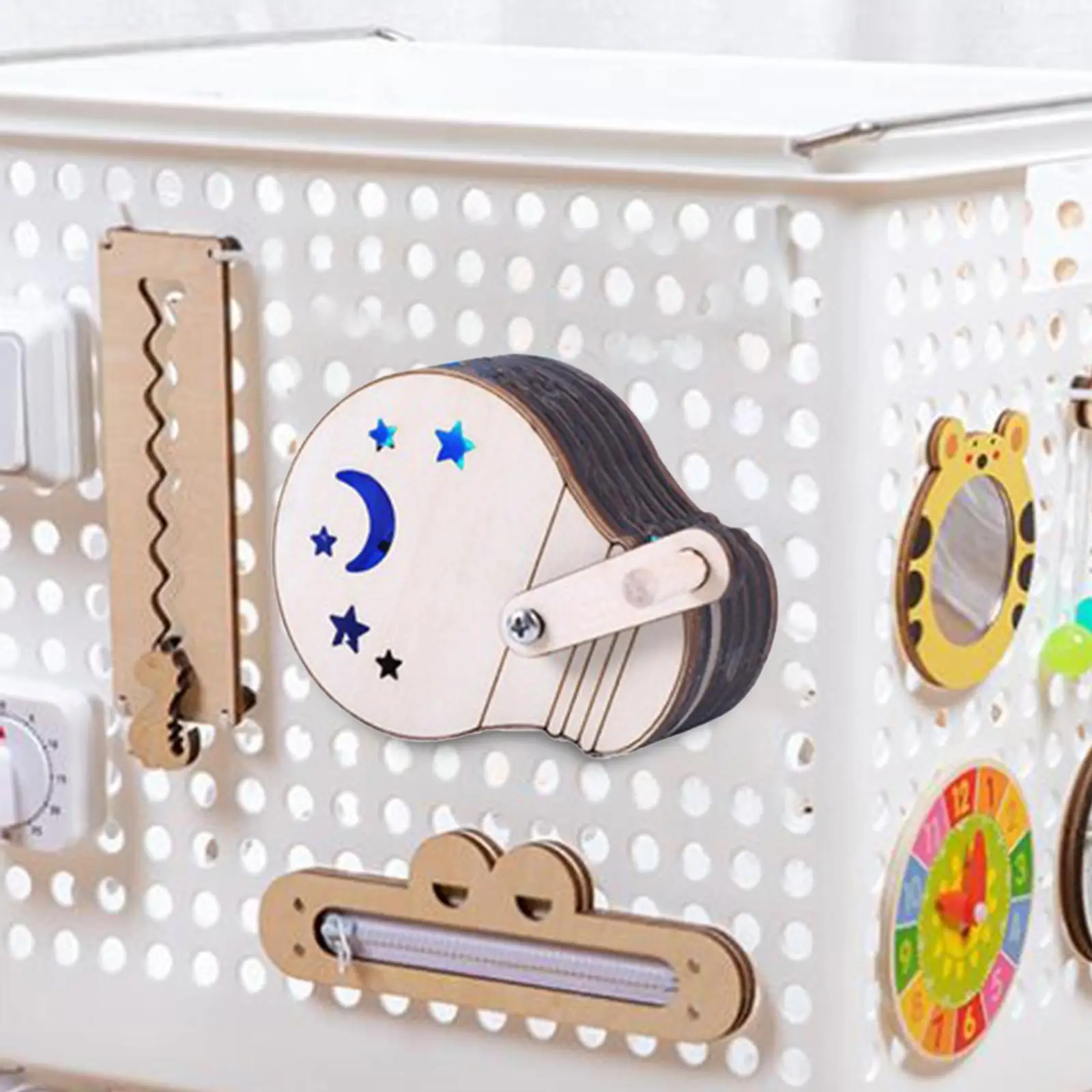 

Занятая доска с рукояткой генератор деревянная игрушка базовые навыки Раннее Обучение сенсорная занятая доска игрушка для дошкольников ма...