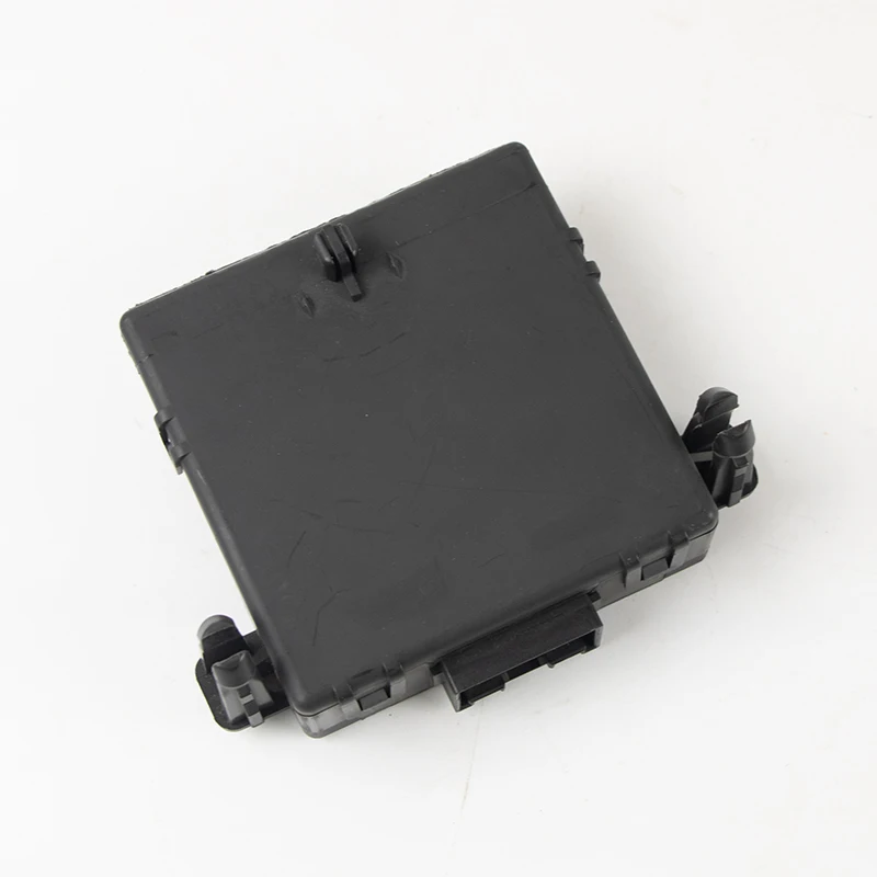 Блок управления CanBus Gateway 3C0 907 530 E для контроллера VW PASSAT 3C0907530E (art.: 3920daef6b486) - 3920daef6b486