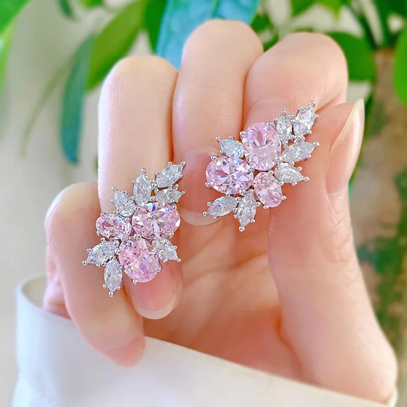 

Серьги-гвоздики из серебра пробы, 6 х8