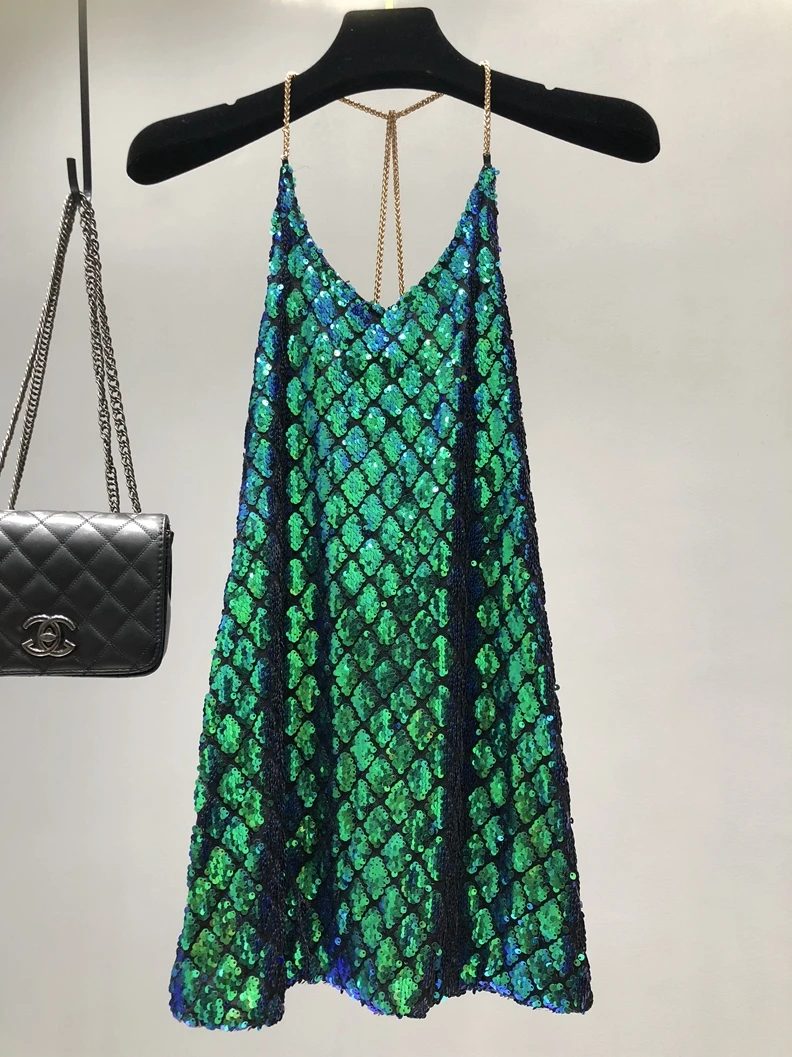 

Женское платье средней длины с металлическими подтяжками, привлекательное праздничное платье средней длины с блестками и открытой спиной, весна-лето 2023