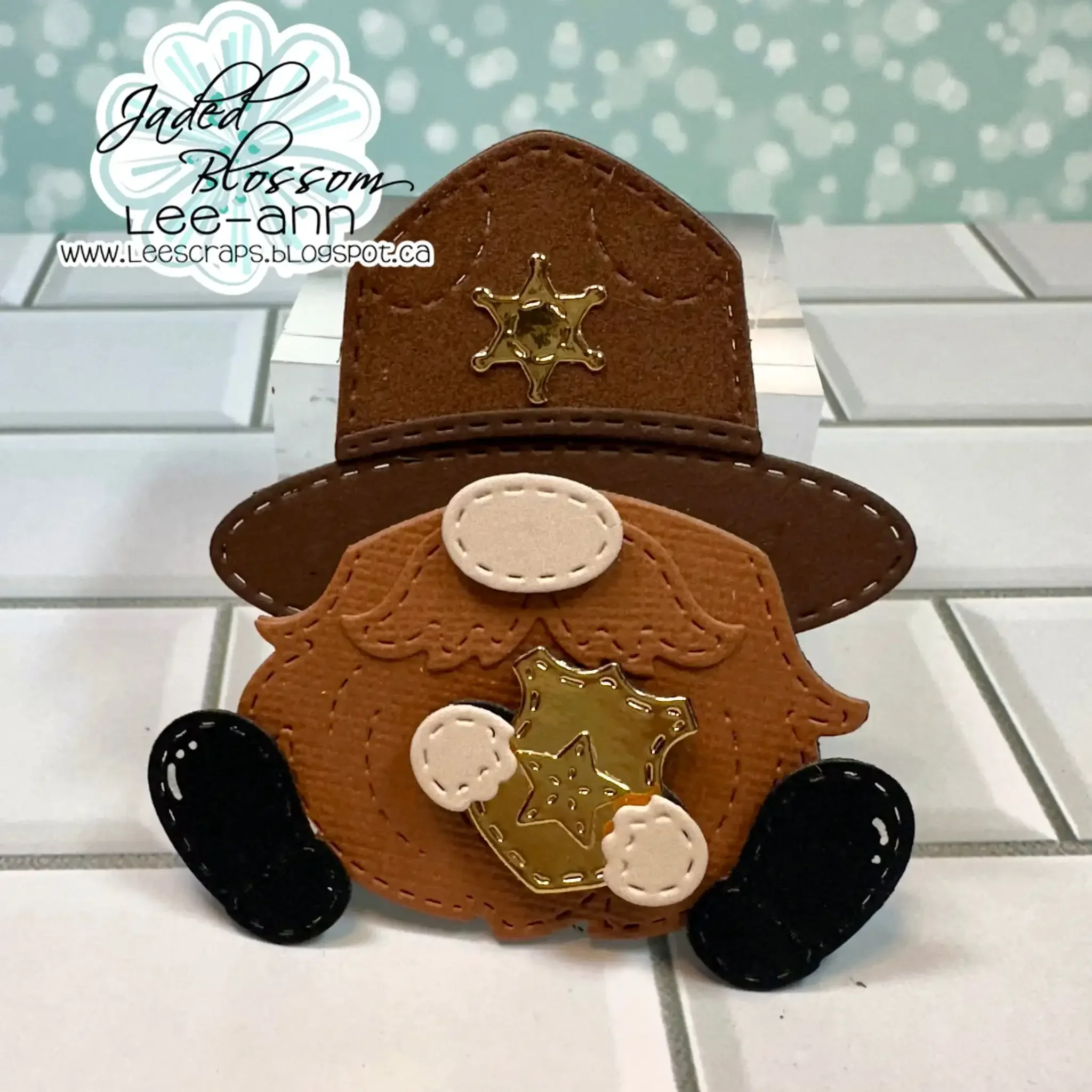 Новые июня полицейские шапки металлические штампы и прозрачные вырезанные