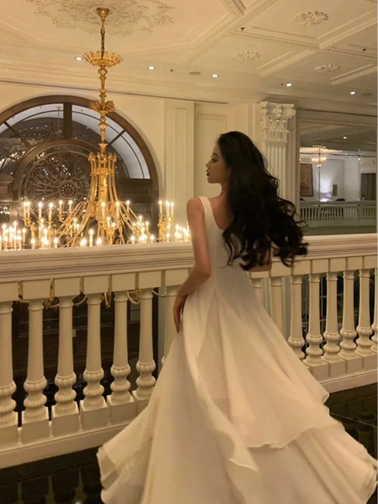 Летнее элегантное однотонное длинное платье-бретелька женское винтажное платье