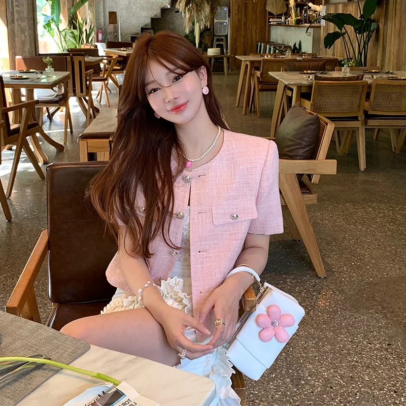 Тонкая изящная верхняя одежда с коротким рукавом для женщин 2023 летний Яркий