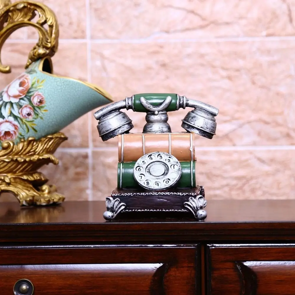 

Vintage Nostalgic Resin Telephone Model Figurines Furniture Sculpture Retro Telephone Piggy Bank Desktop Ornaments Home Decor
