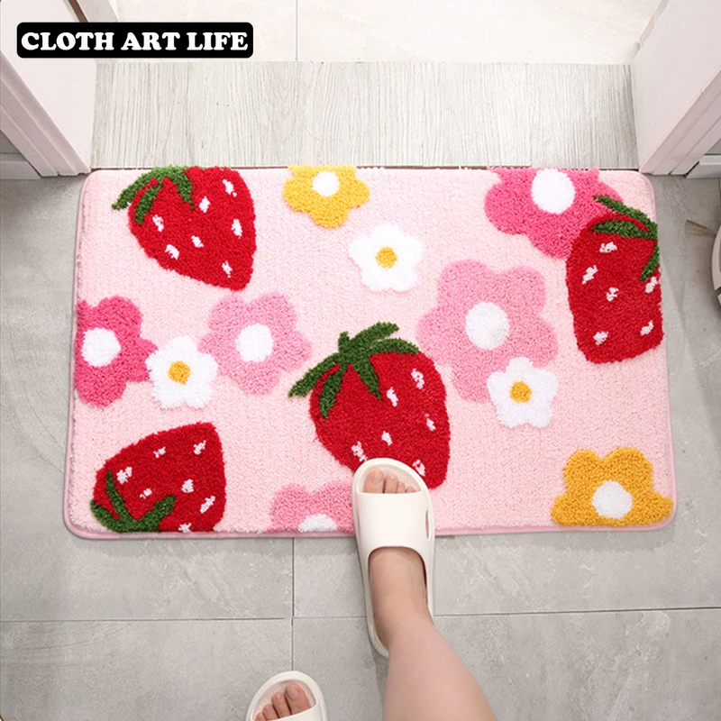 Симпатичный напольный коврик в виде клубники нескользящий для ванной спальни