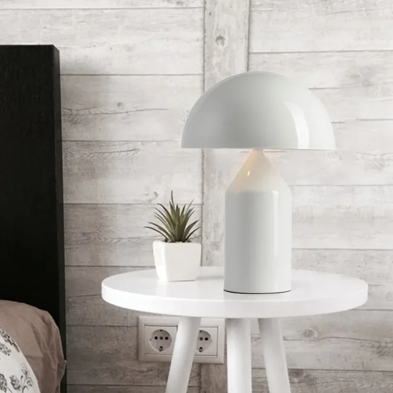 Напольный светильник в скандинавском стиле