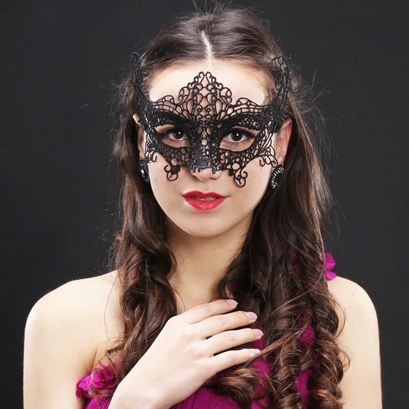 

30 стилей вырезанных черных искусственных элегантных персонализированных костюмов для Хэллоуина, искусственных маскарада, бара, ночного клуба, карнавала, декора