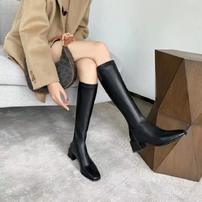 Женские ботильоны из мягкой искусственной кожи на высоком каблуке и платформе |