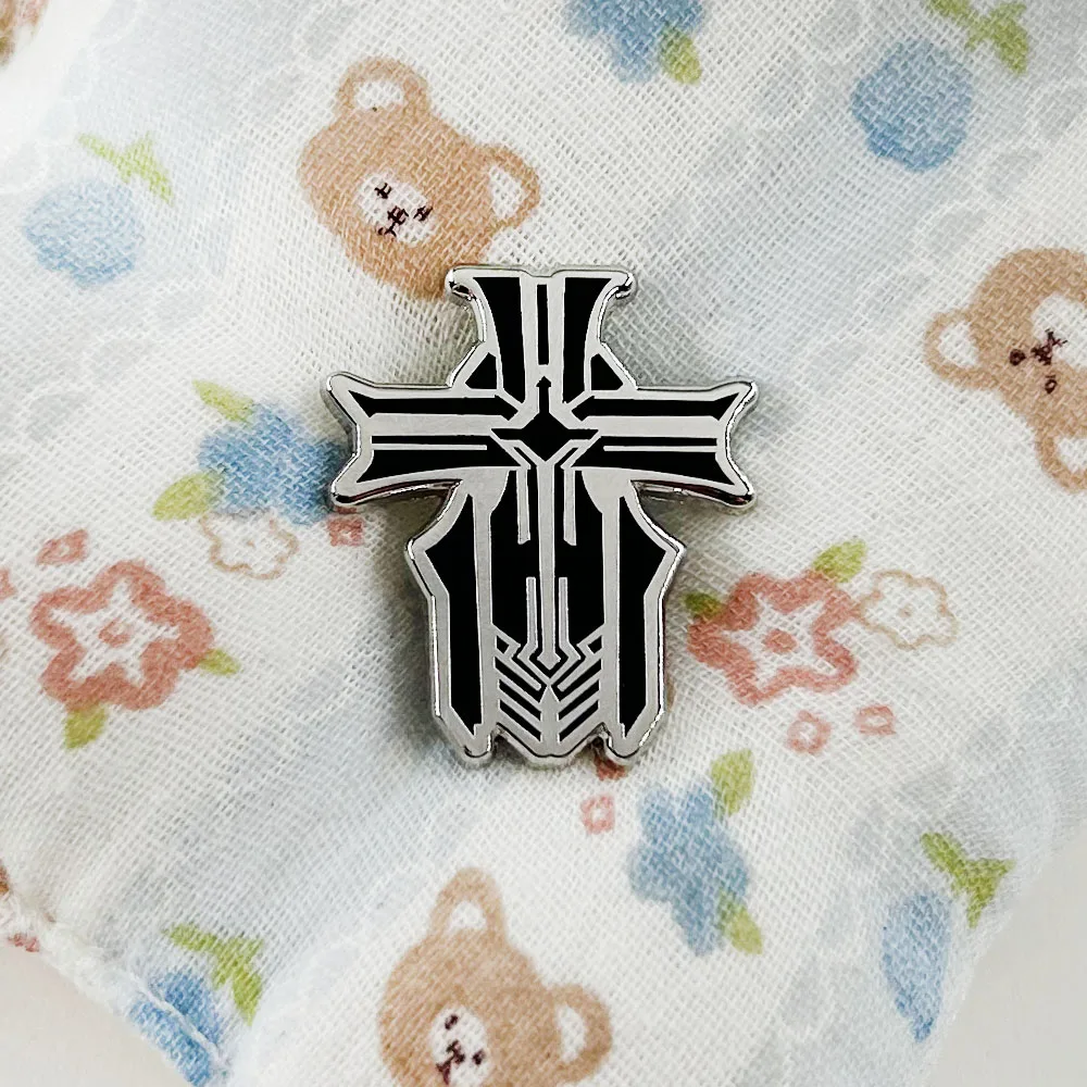 Фото Значок с фабрики Azur Lane, железная кровь, логотип, булавка для лацкана, игровая периферия, геймер, подарок для косплея, новинка, забавный декоративный рюкзак №3