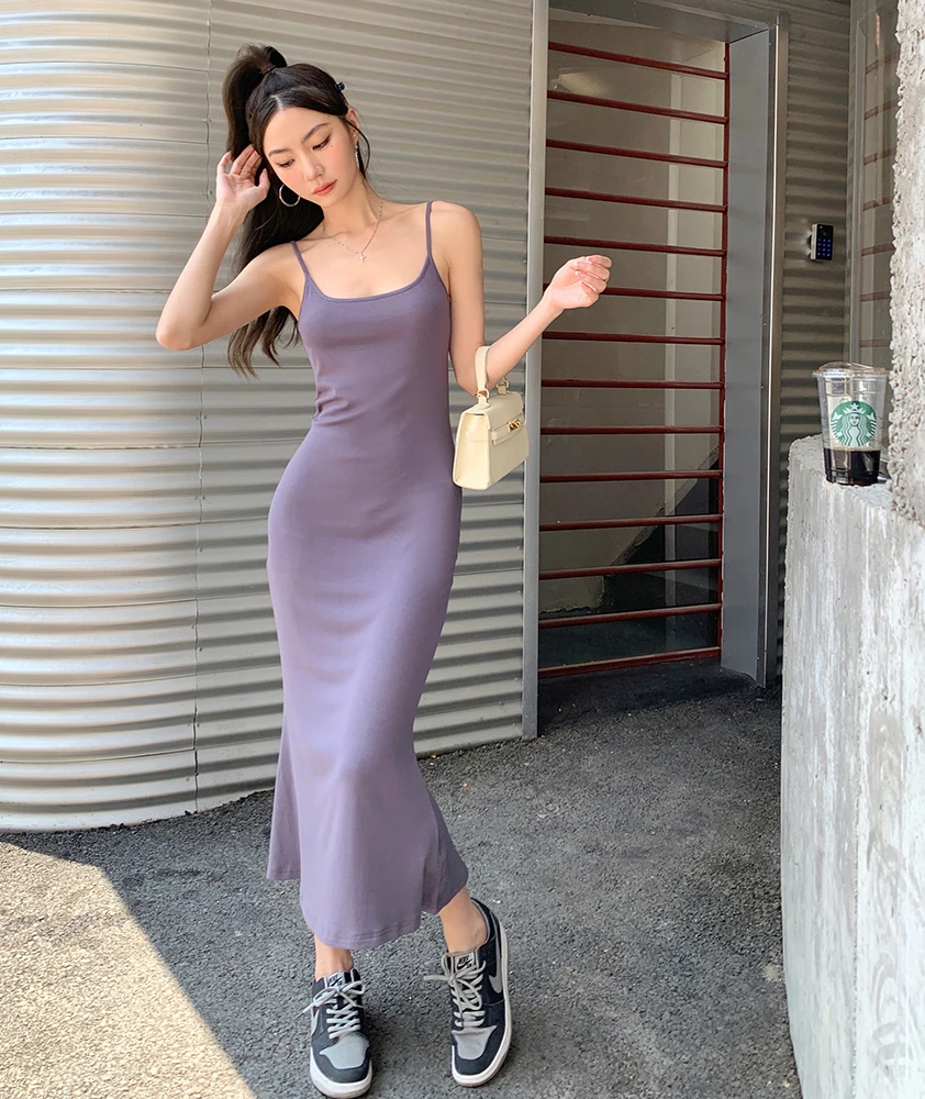 

Платье женское однотонное длинное на бретелях, пикантное летнее платье-годе, модель 057, 2022