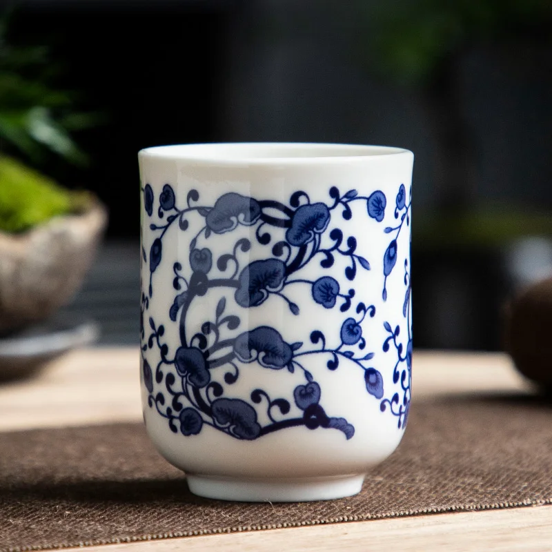 

CHANSHOVA керамическая чайная чашка белая 180 мл