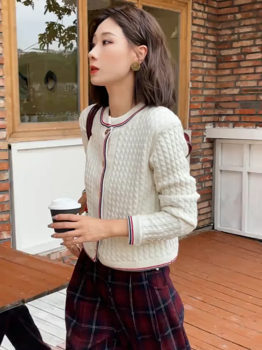 French sle Graceful Twist Fleece Top Outerwear Women Early Autumn and Winter Patchwork Contrast Color Warm Inner wear Knit ...