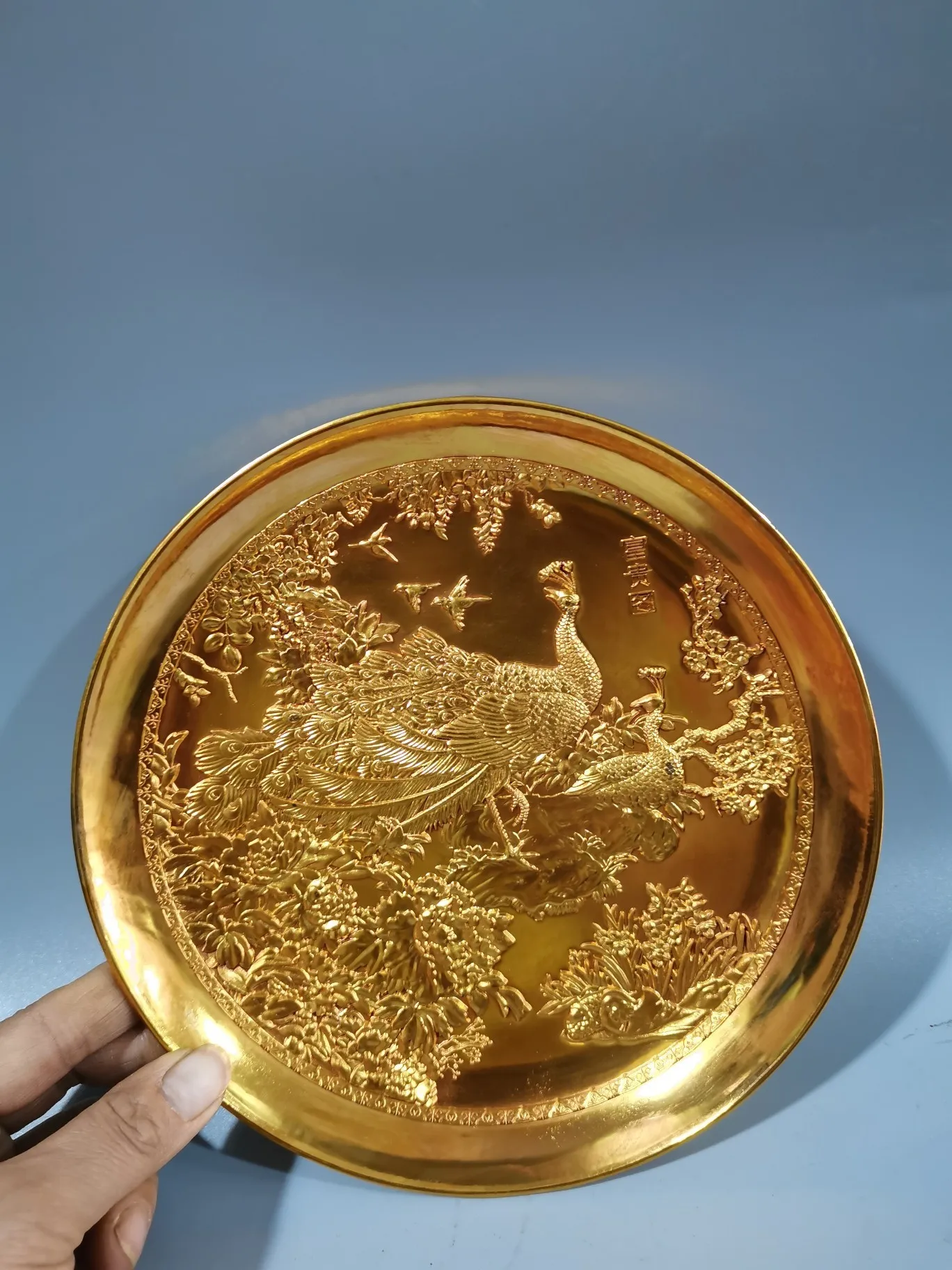 Золотая декоративная тарелка скульптура павлина орнамент простая креативная