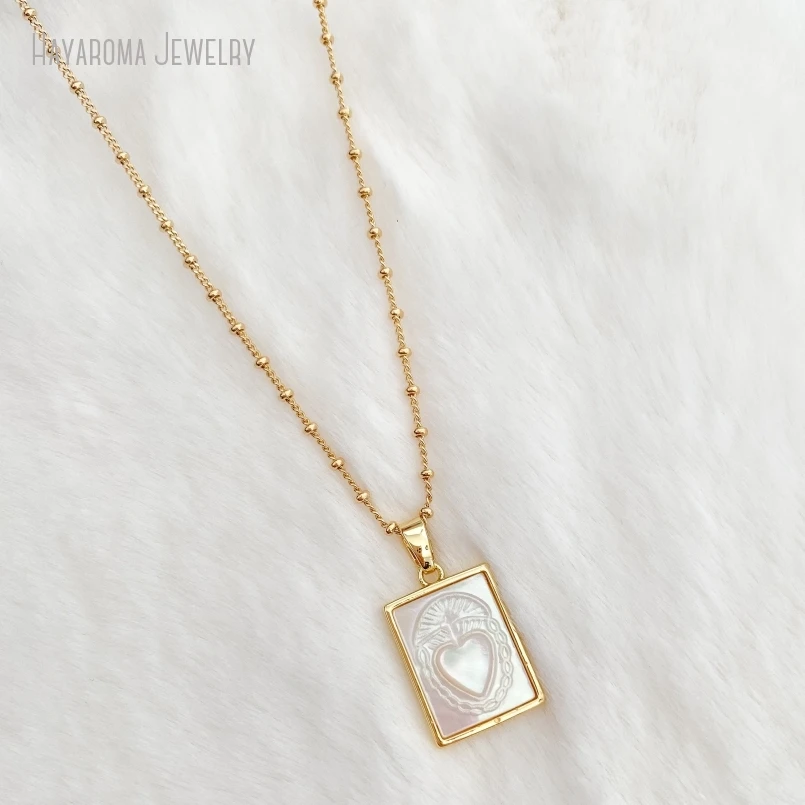 10 шт. перламутровое ожерелье с лопастной медалью в форме святого сердца