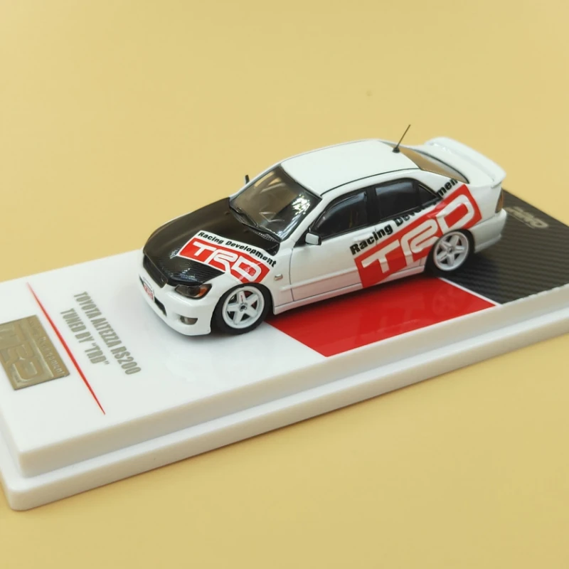 

INNO 1:64 Toyota, кусающая акулу, Toyota Altezza RS200, Коллекционная модель автомобиля из сплава, подарок с орнаментом