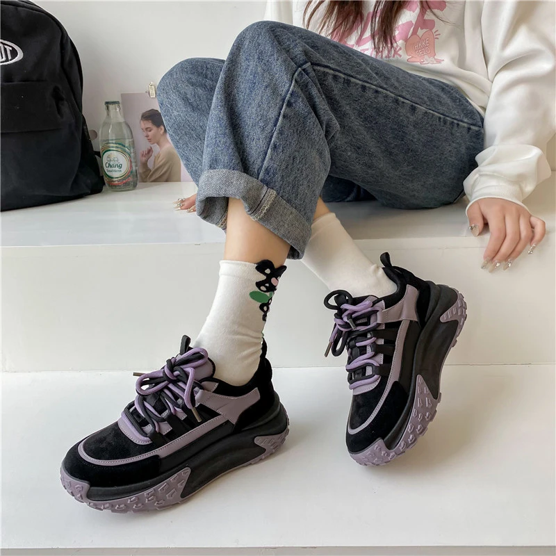 Кроссовки женские прогулочные на толстой подошве 6 см весна 2023