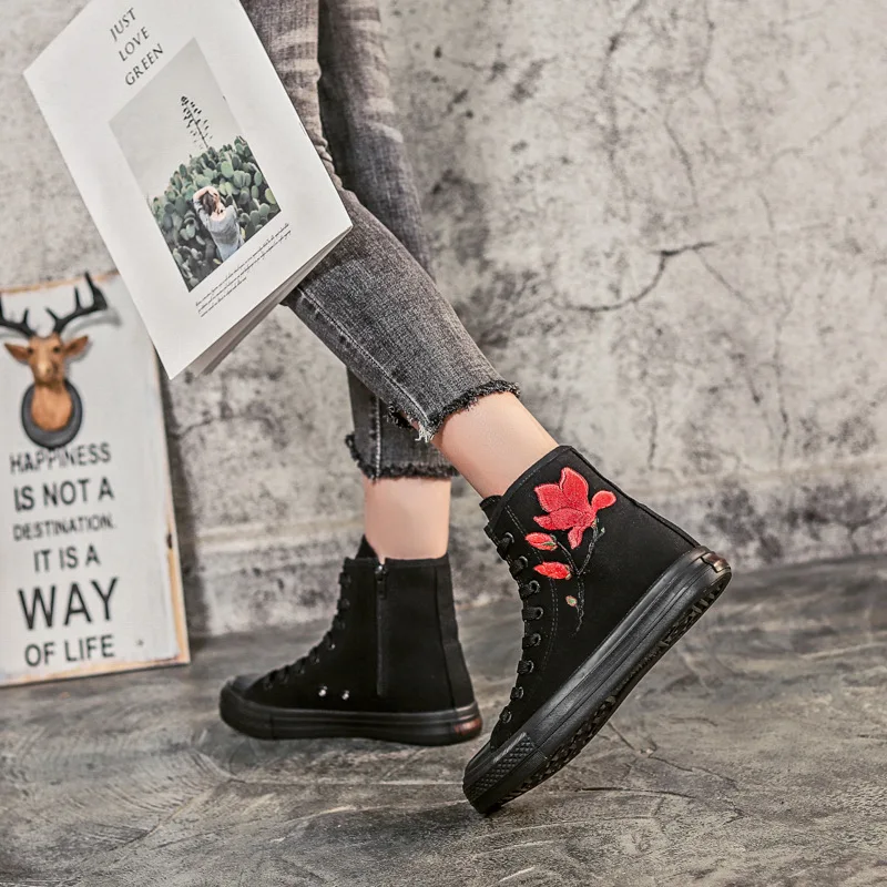 

Short Canvas Shoes Handmade Custom Embroidered Flowers Comfortable Zipper Casual Shoes Women's Shoes 35-43