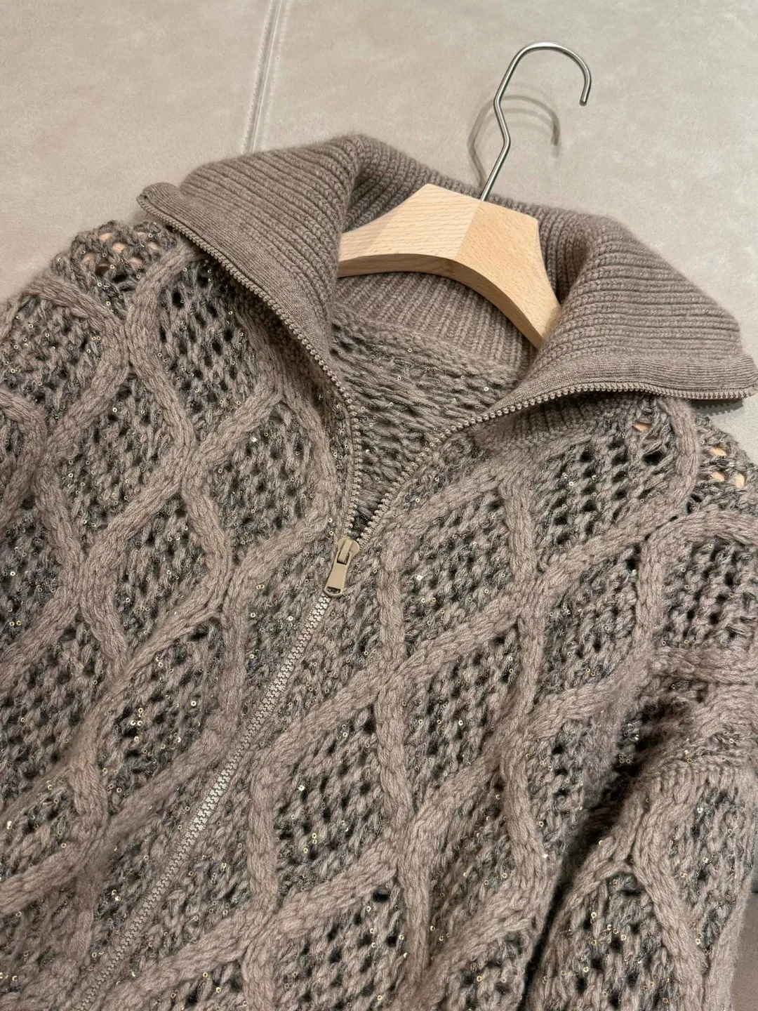 Осенний Женский кашемировый вязаный кардиган с блестками и длинными рукавами