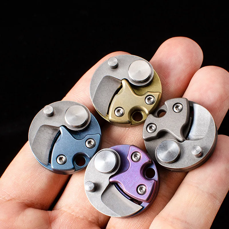 

1pcs Titanium Alloy Coin Knife Multifunctional Mini EDC Knife Keychain Hanging Unboxing Knife Outdoor Camping Survival Equipment