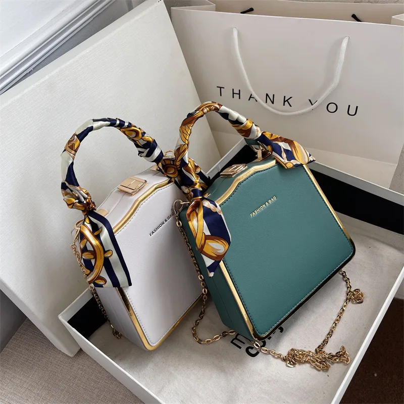 

Women's Bag Simple Style PU Leather Luxury Exquisite Crossbody Bag