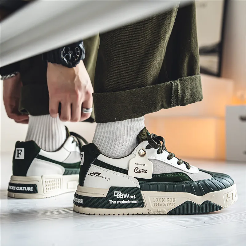 Harajuku style Men's Skate Shoes Designer Printed Men's Sneakers High top Skateboard Shoes Male Canvas Sneakers Chaussure Hombre