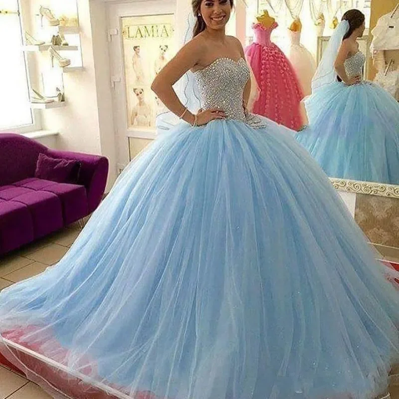 

Sky Blue Crystal Beading Ball Gown 15 Year Old Quinceanera Dresses Sweetheart Birthday Vestidos De Quinceañera